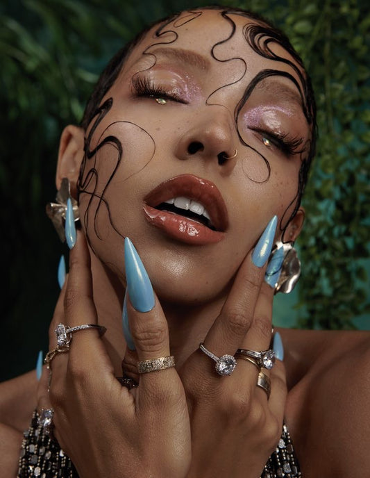 Nail Art Trends You Canโt Miss This Season! ๐
โจ